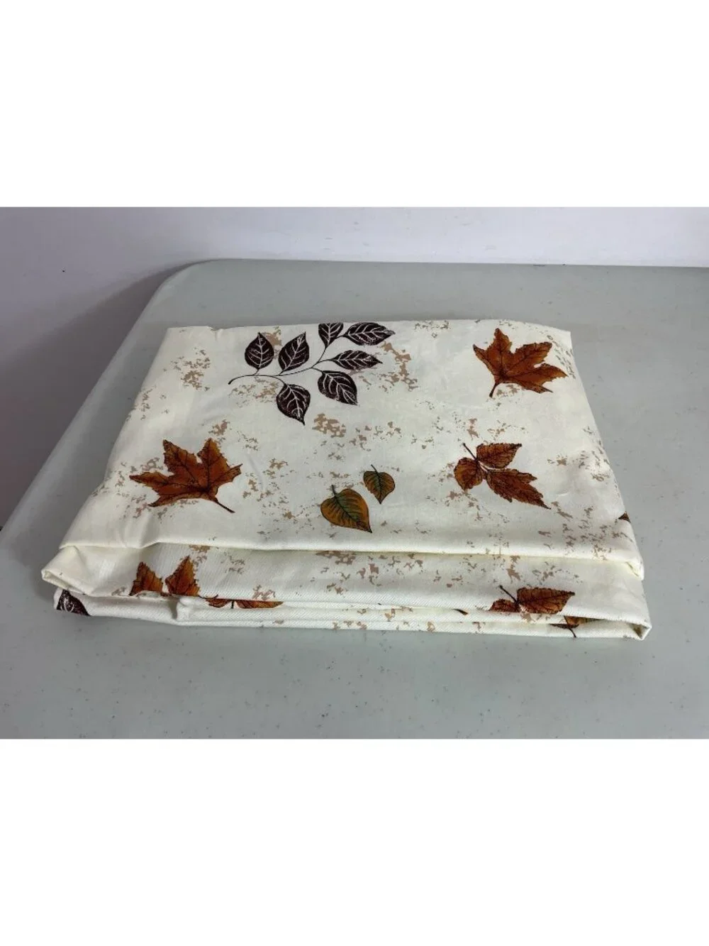 Large Fall Foliage Tablecloth Floral Brown Leaves